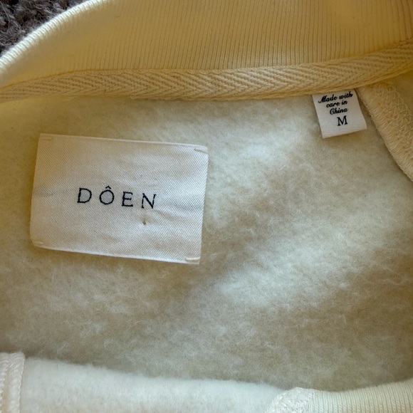 DOEN varisty sweatshirt medium brentwood butter yellow buttercup store exclusive - Picture 3 of 6